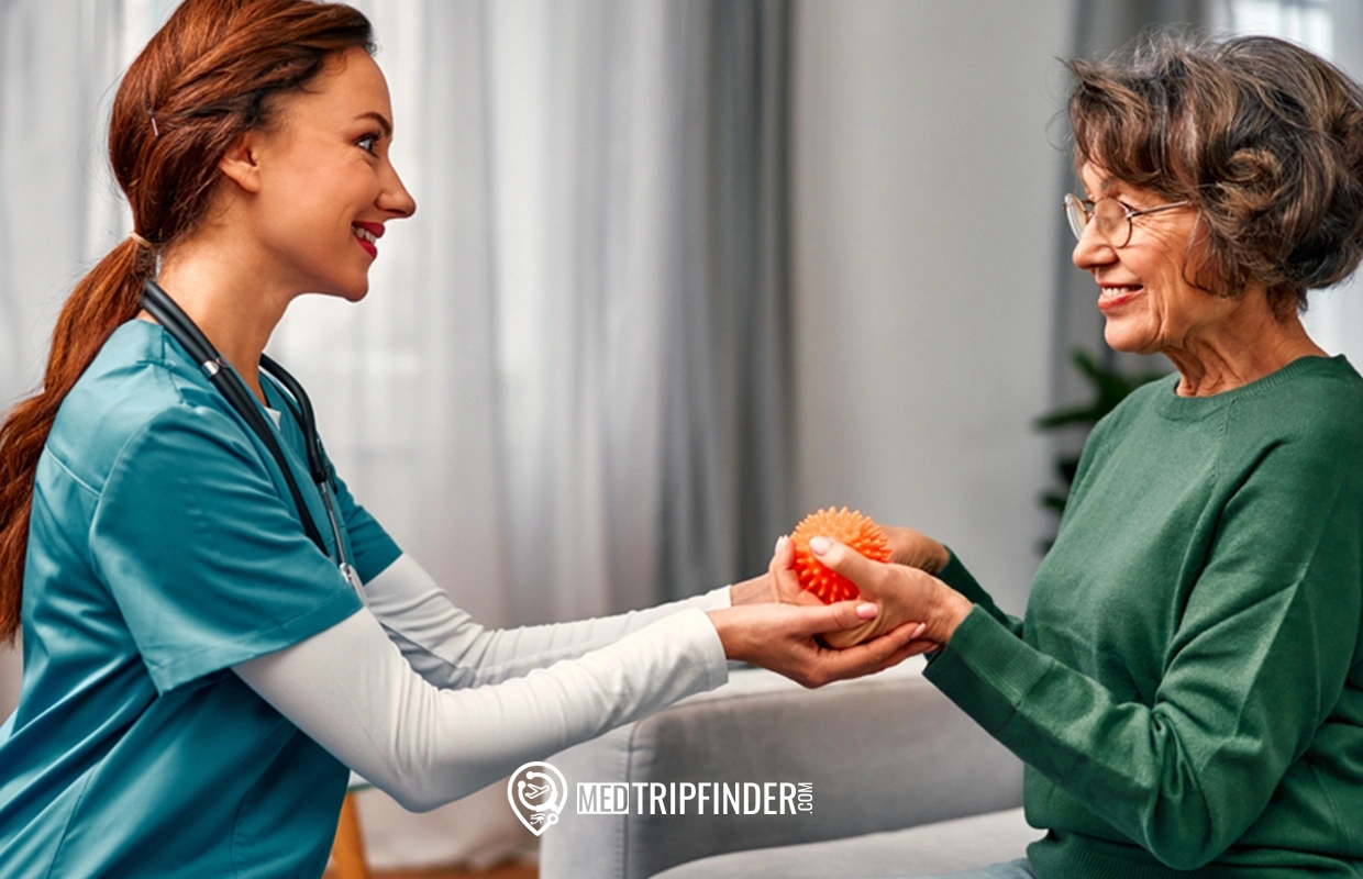 ما-هي-إعادة-التأهيل-بعد-الجلطة؟